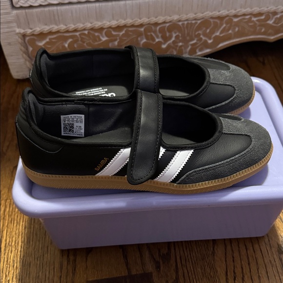 Adidas Black & White Samba Jane Sneakers Size 9 - Picture 8 of 11